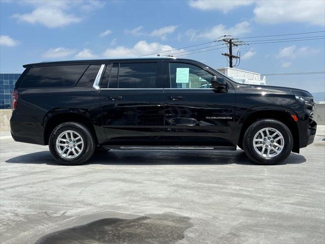 2024 Chevrolet Suburban 2WD LT
