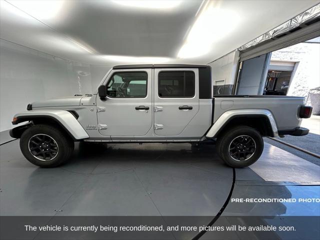 2023 Jeep Gladiator Overland 4x4