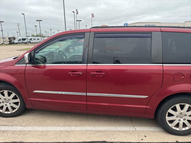 2011 Chrysler Town and Country Touring-L