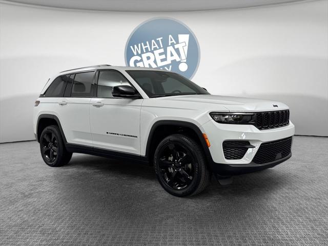 2023 Jeep Grand Cherokee Altitude 4x4