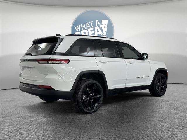 2023 Jeep Grand Cherokee Altitude 4x4