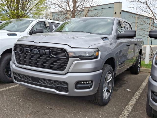 2025 RAM Ram 1500 RAM 1500 TRADESMAN CREW CAB 4X4 57 BOX