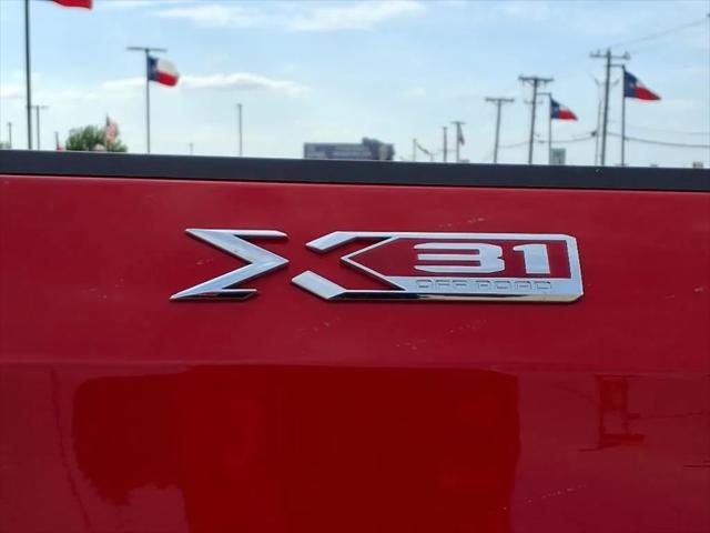 2023 GMC Sierra 1500 4WD Crew Cab Short Box Elevation with 3SB