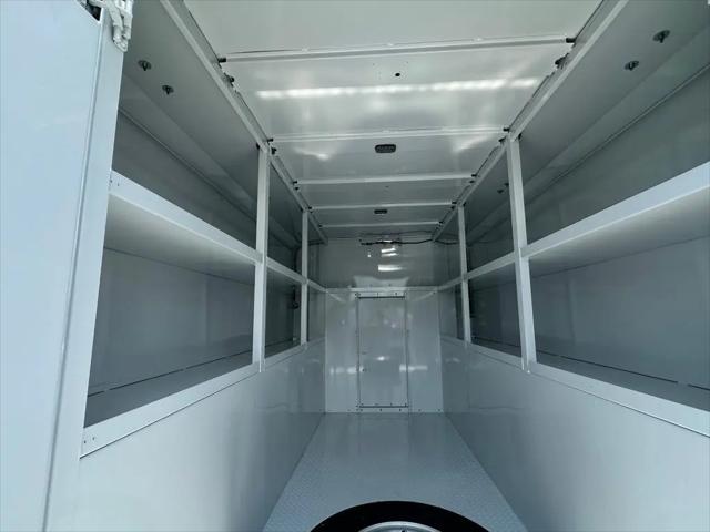 2025 GMC Savana Cutaway Work Van
