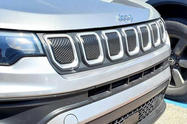 2022 Jeep Compass Latitude FWD