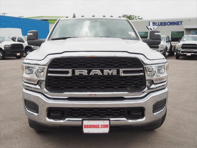 2024 RAM Ram 3500 Chassis Cab RAM 3500 TRADESMAN CREW CAB CHASSIS 4X4 60 CA