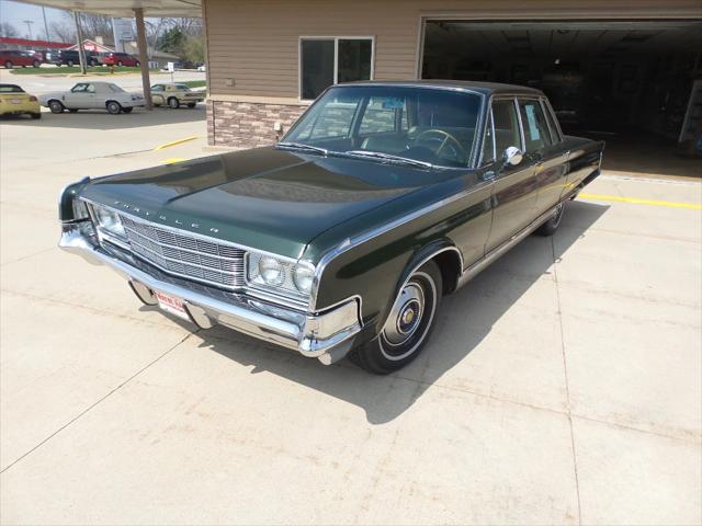 1965 Chrysler New Yorker 
