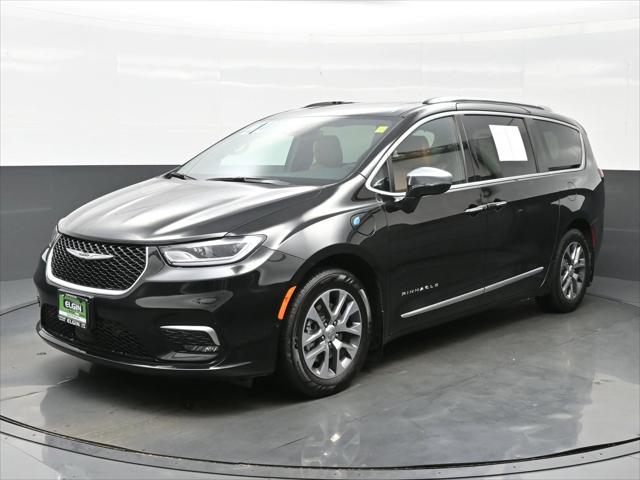 2024 Chrysler Pacifica Hybrid Pinnacle