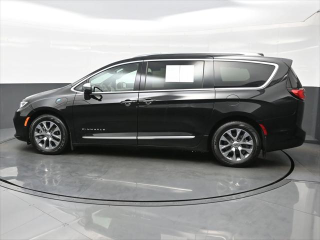 2024 Chrysler Pacifica Hybrid Pinnacle