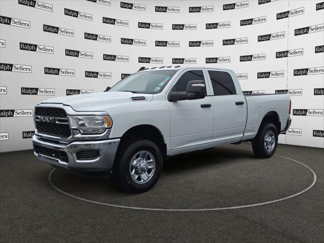 2024 RAM 2500 Tradesman Crew Cab 4x4 64 Box