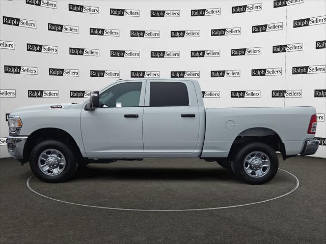2024 RAM 2500 Tradesman Crew Cab 4x4 64 Box