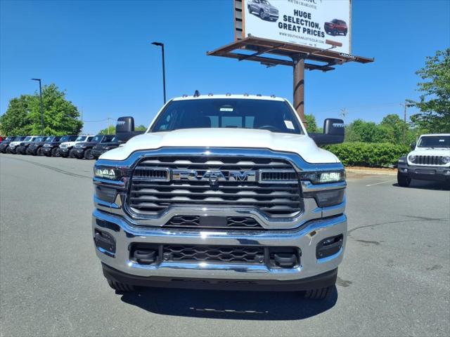 2025 RAM Ram 2500 RAM 2500 TRADESMAN CREW CAB 4X4 64 BOX