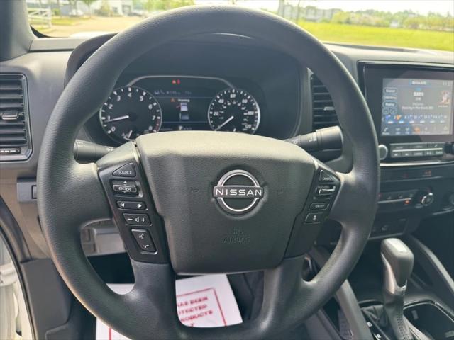 2023 Nissan Frontier Crew Cab SV 4x2