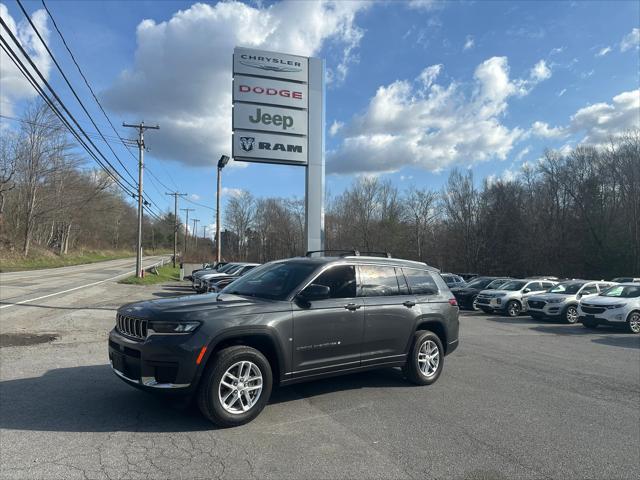 2022 Jeep Grand Cherokee L Laredo 4x4