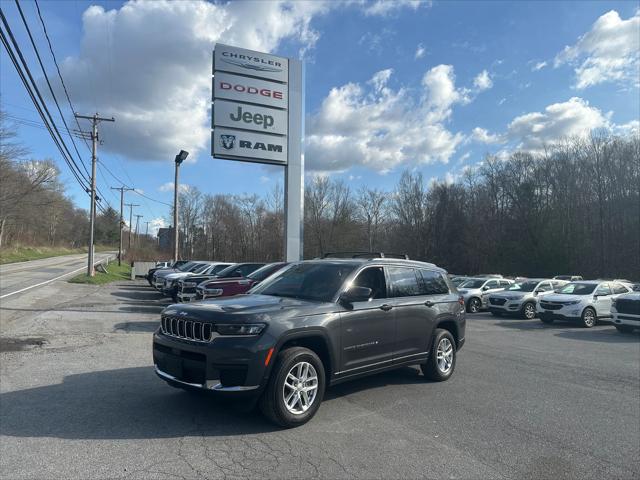 2022 Jeep Grand Cherokee L Laredo 4x4