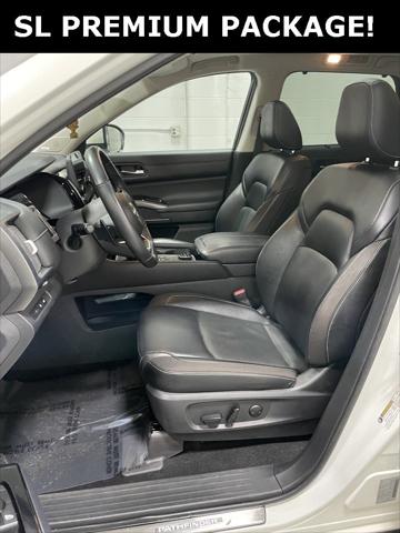 2022 Nissan Pathfinder SL 4WD