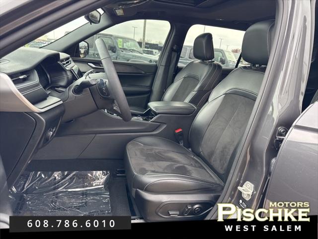 2023 Jeep Grand Cherokee L Altitude X 4x4