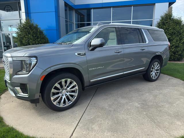 2022 GMC Yukon XL 4WD Denali