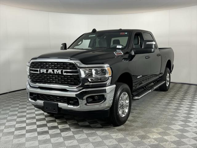 2024 RAM 2500 Big Horn Crew Cab 4x4 64 Box