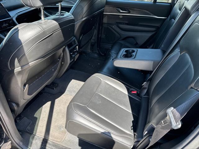 2023 Jeep Grand Cherokee Limited 4x2