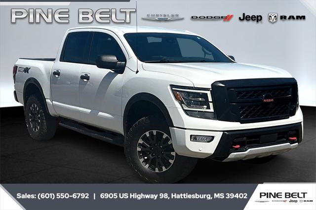 2021 Nissan TITAN Crew Cab PRO-4X 4x4