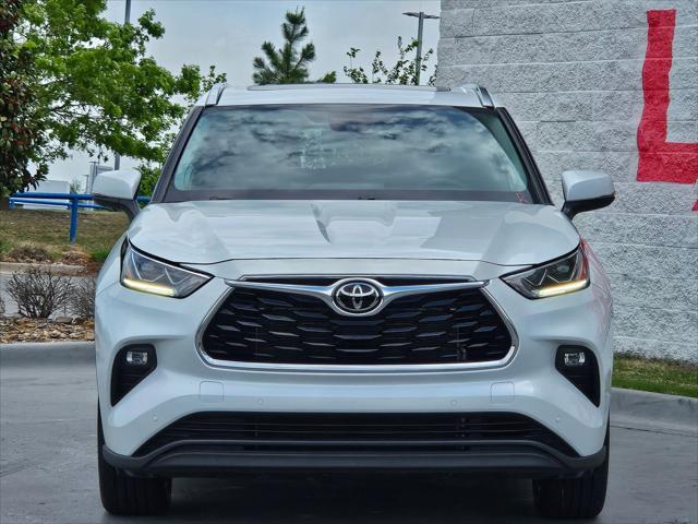 2022 Toyota Highlander Limited