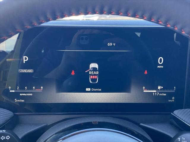 2025 Nissan Kicks SR FWD
