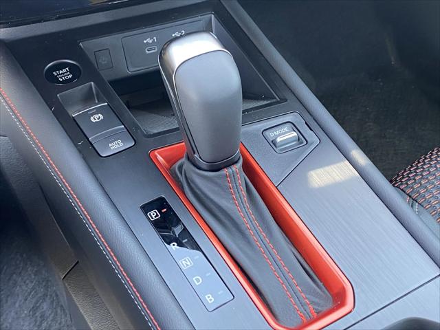 2025 Nissan Kicks SR FWD