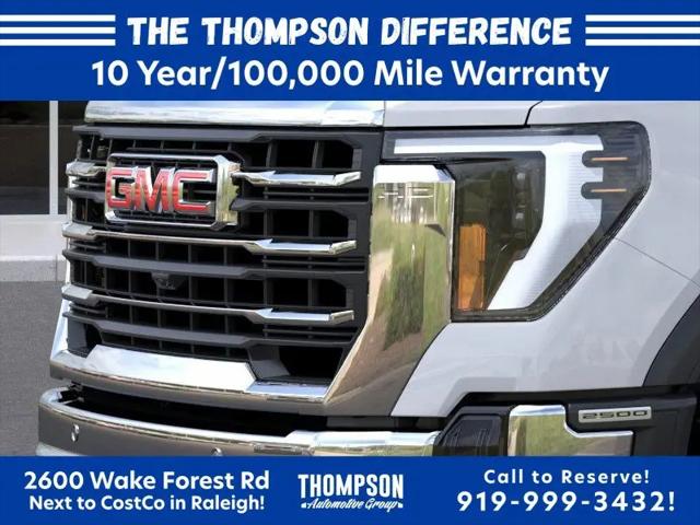 2025 GMC Sierra 2500HD 4WD Crew Cab Standard Bed SLT