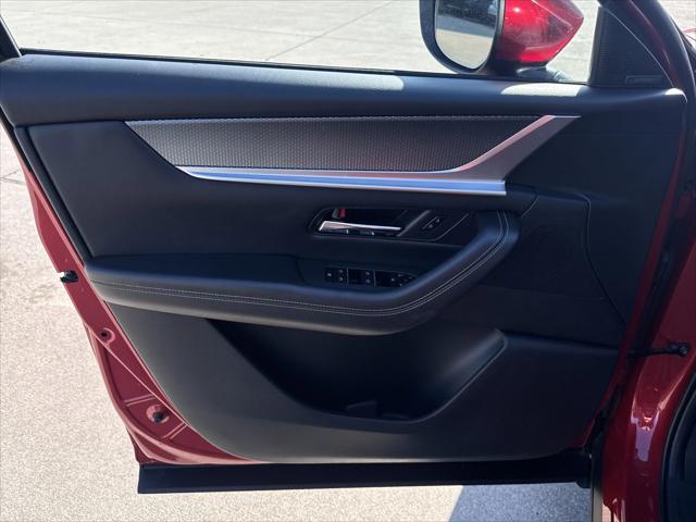 2024 Mazda X-90 Premium Plus