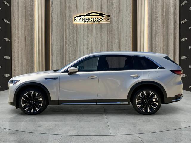 2024 Mazda X-90 Premium Plus