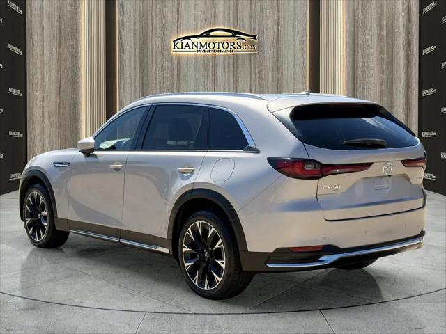 2024 Mazda X-90 Premium Plus