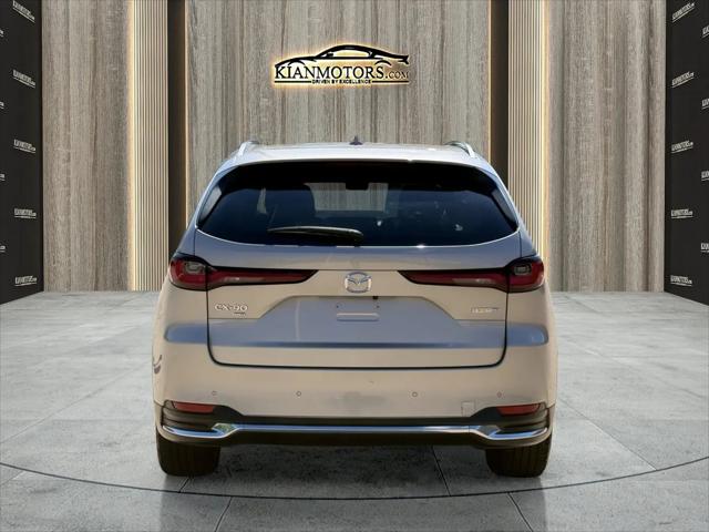 2024 Mazda X-90 Premium Plus