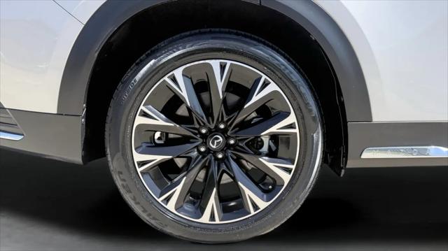 2024 Mazda X-90 Premium Plus
