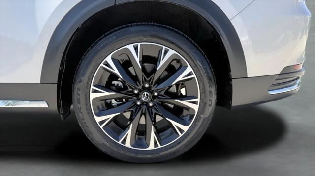 2024 Mazda X-90 Premium Plus