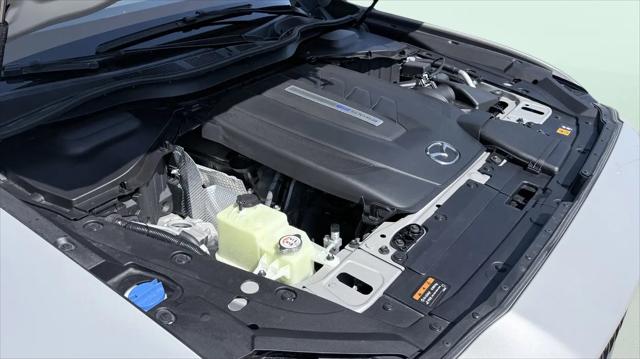 2024 Mazda X-90 Premium Plus
