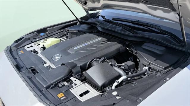 2024 Mazda X-90 Premium Plus