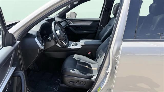 2024 Mazda X-90 Premium Plus