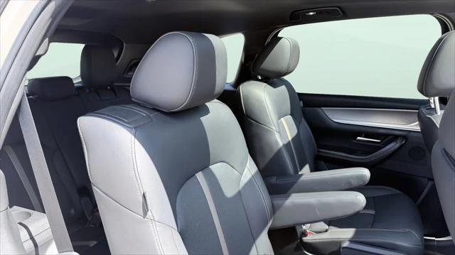 2024 Mazda X-90 Premium Plus
