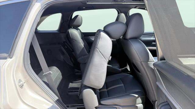 2024 Mazda X-90 Premium Plus