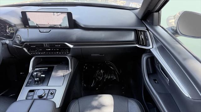 2024 Mazda X-90 Premium Plus
