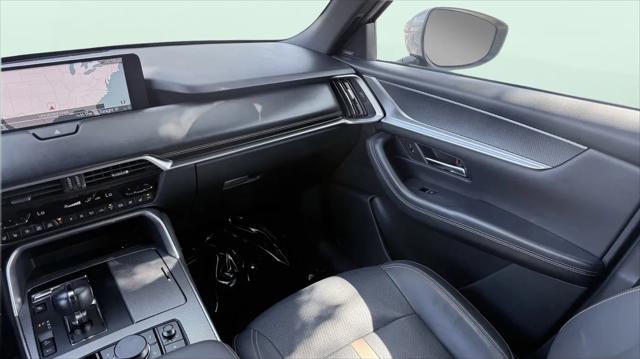 2024 Mazda X-90 Premium Plus