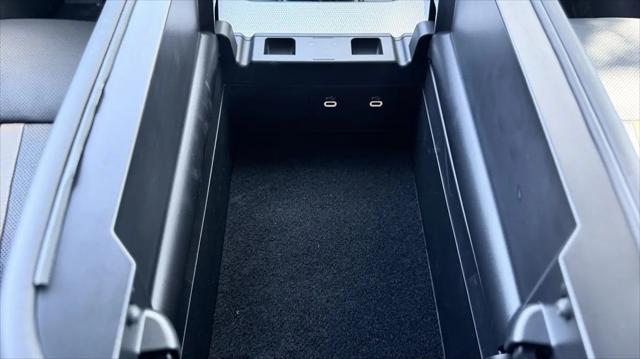 2024 Mazda X-90 Premium Plus