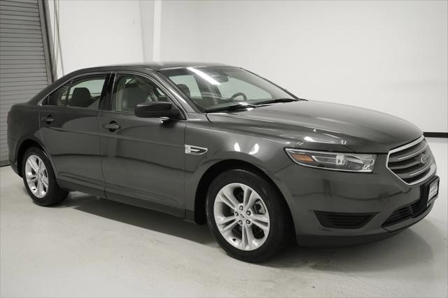 2018 Ford Taurus SE