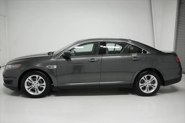 2018 Ford Taurus SE