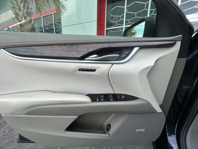 2013 Cadillac XTS Platinum