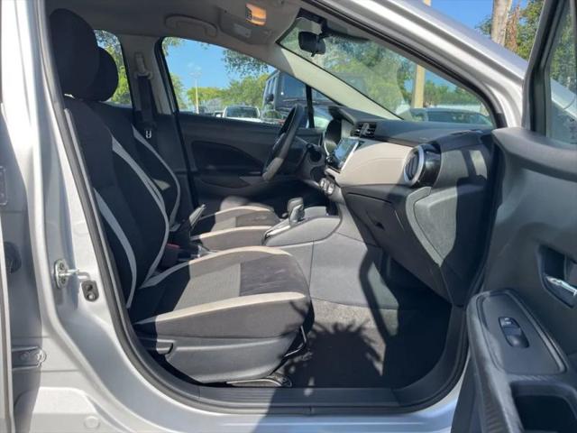 2021 Nissan Versa SV Xtronic CVT