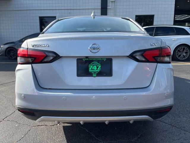 2021 Nissan Versa SV Xtronic CVT