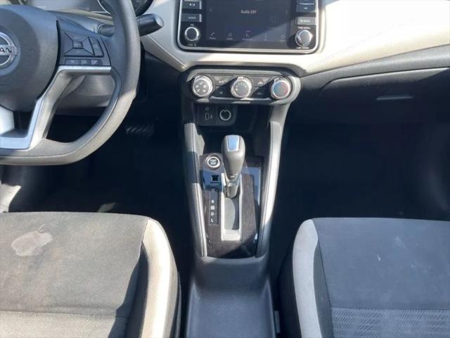 2021 Nissan Versa SV Xtronic CVT