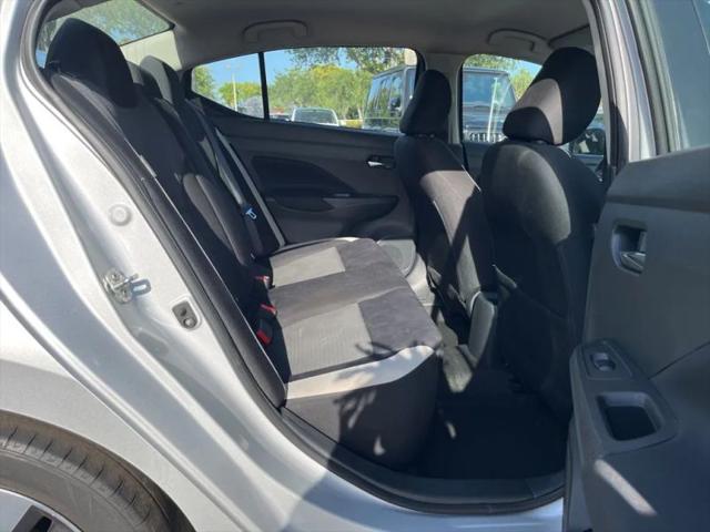 2021 Nissan Versa SV Xtronic CVT